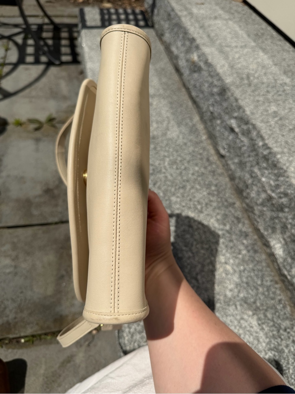 Auth Vtg COACH Sterling Glovetanned Leather Shoulder Bag - Bone - Made in USA - Picture 14 of 14